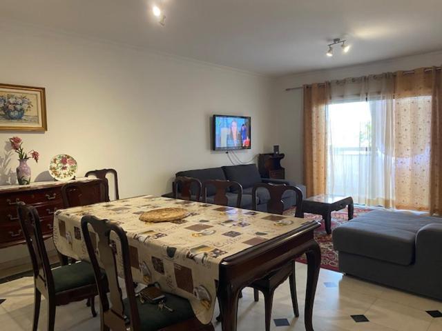 Apartamento Novo Muito Confortavel Com Vista Rio Algés Zewnętrze zdjęcie
