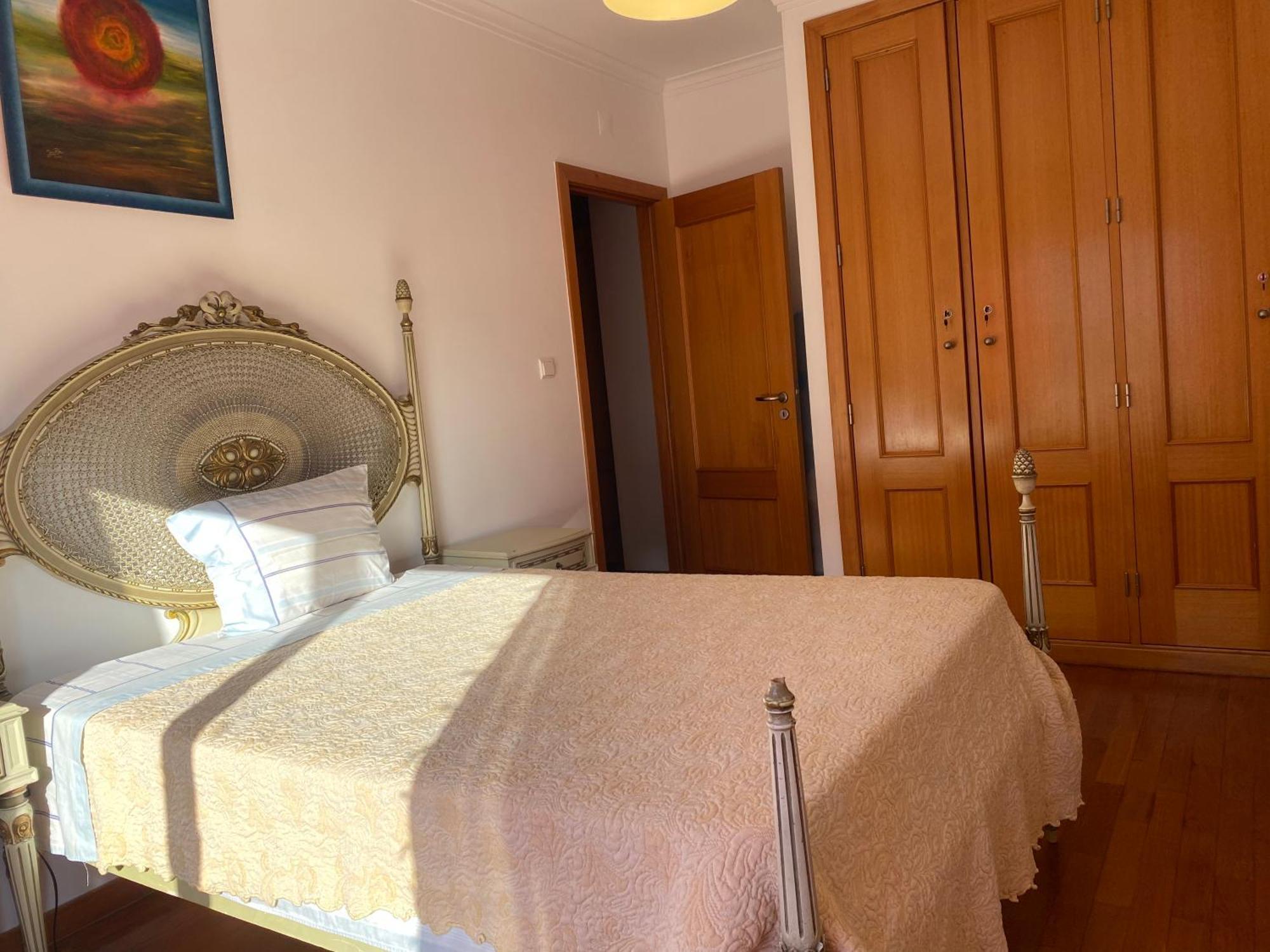 Apartamento Novo Muito Confortavel Com Vista Rio Algés Zewnętrze zdjęcie