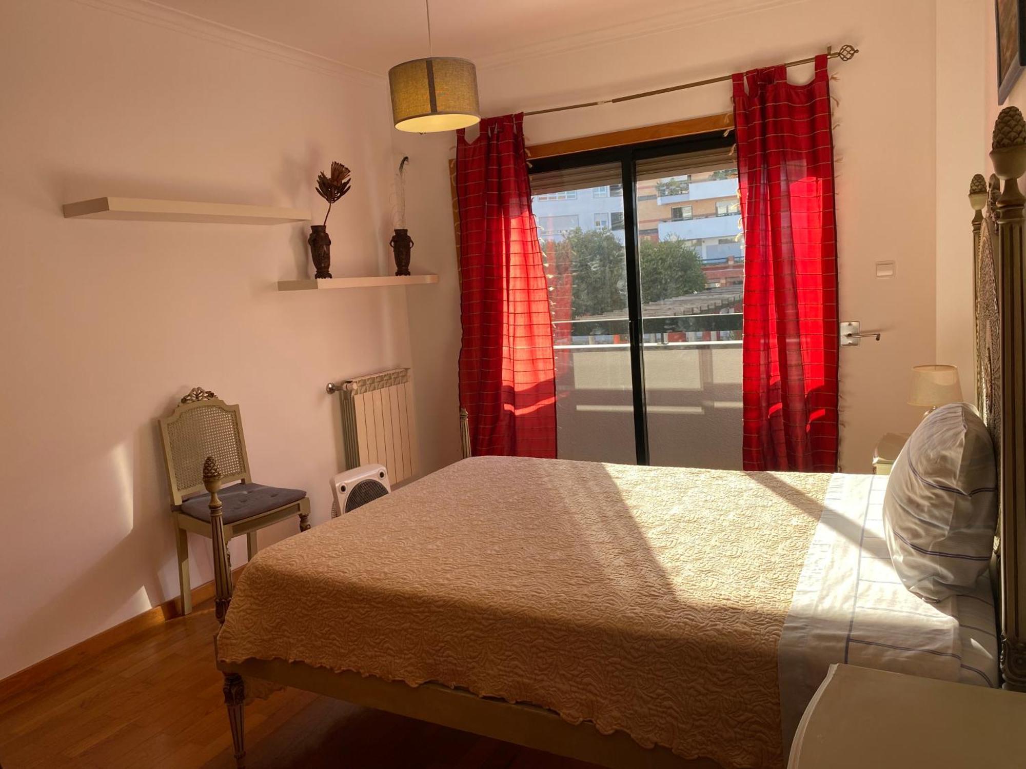 Apartamento Novo Muito Confortavel Com Vista Rio Algés Zewnętrze zdjęcie
