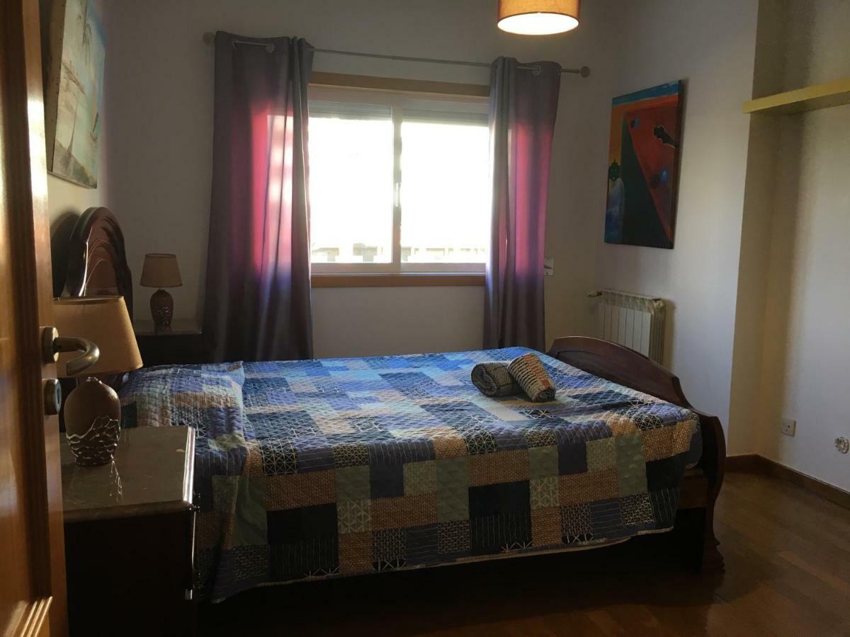 Apartamento Novo Muito Confortavel Com Vista Rio Algés Zewnętrze zdjęcie