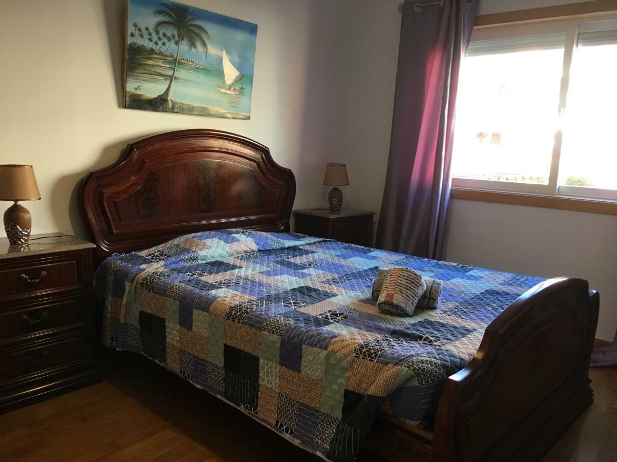 Apartamento Novo Muito Confortavel Com Vista Rio Algés Zewnętrze zdjęcie