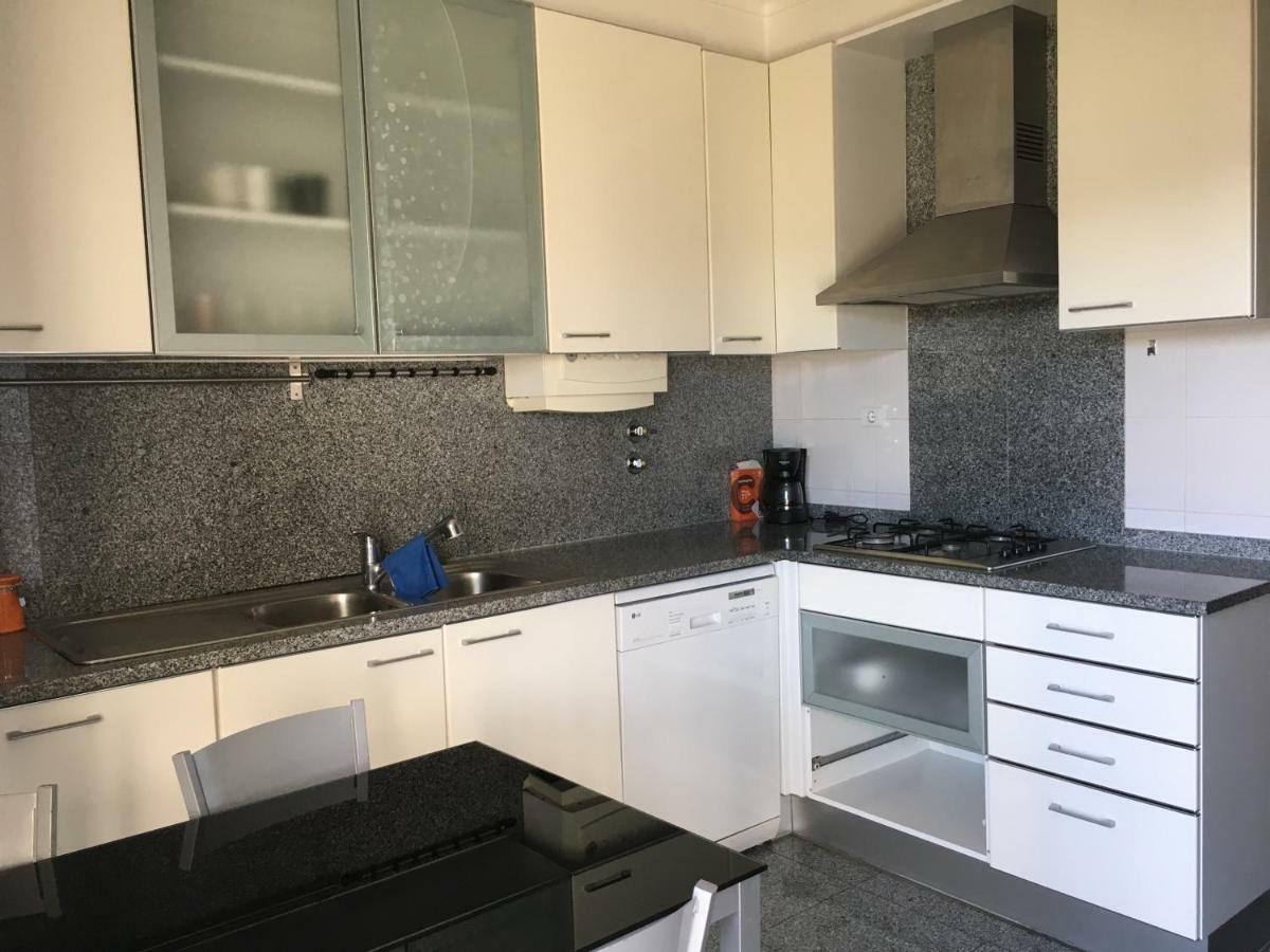 Apartamento Novo Muito Confortavel Com Vista Rio Algés Zewnętrze zdjęcie